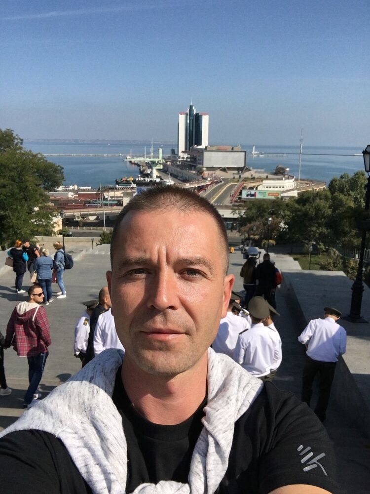 ���� 18748009 ������� ������, 41 ���, ���� ���������� � �����������