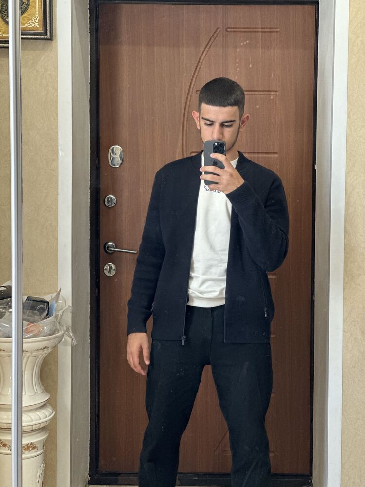  44156469  , 19 ,    