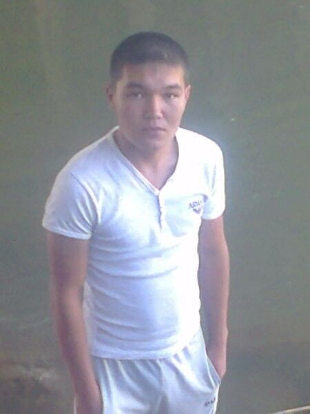  ,   Adilbek, 32 ,   ,   , c , 