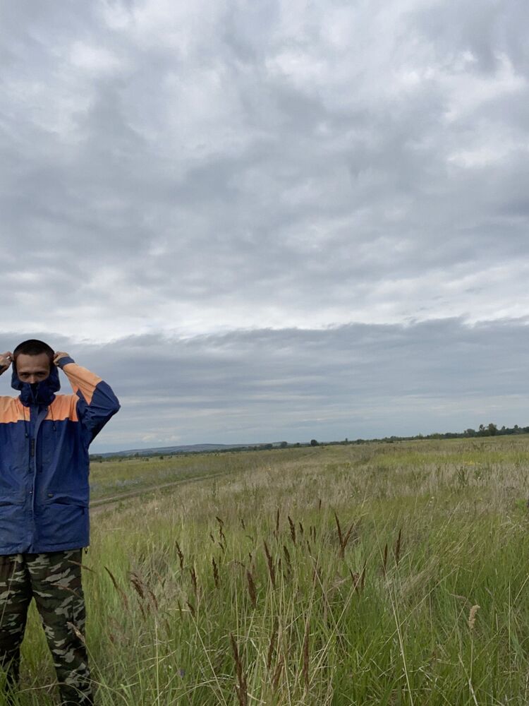  36707199  Brullo, 25 ,     