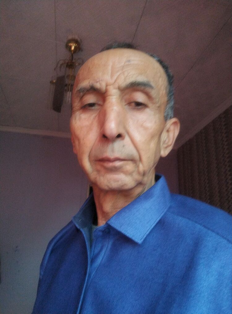  43046769  , 65 ,    