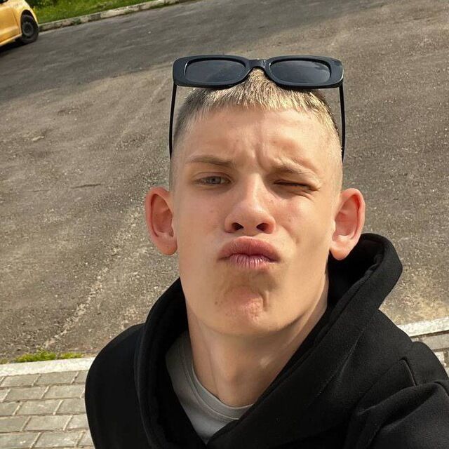  42270719  , 19 ,    