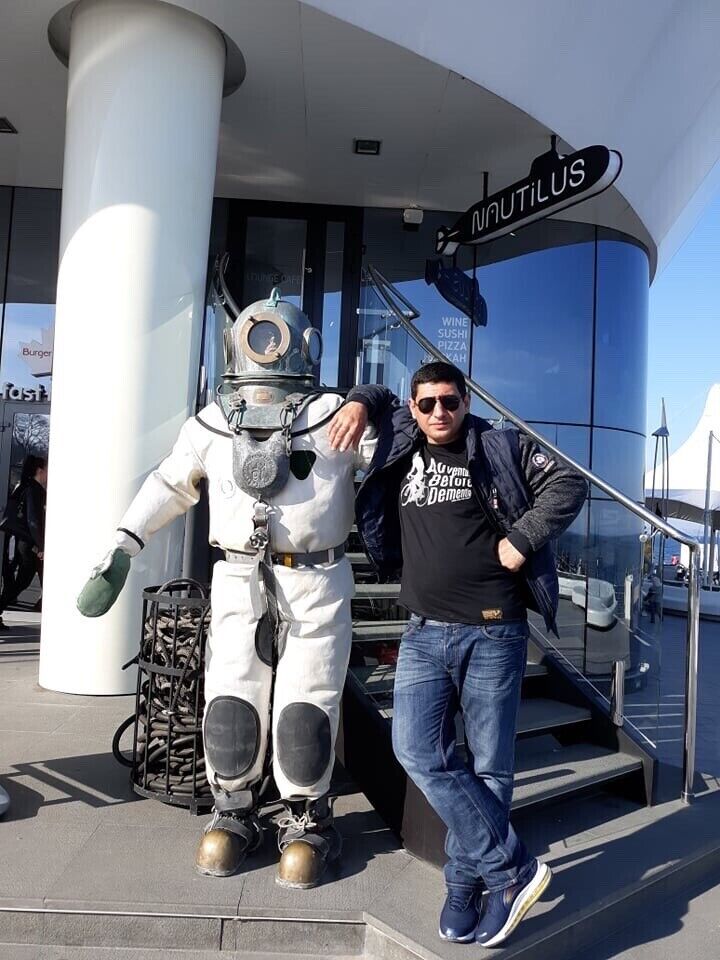  ,   Irakli, 44 ,   ,   