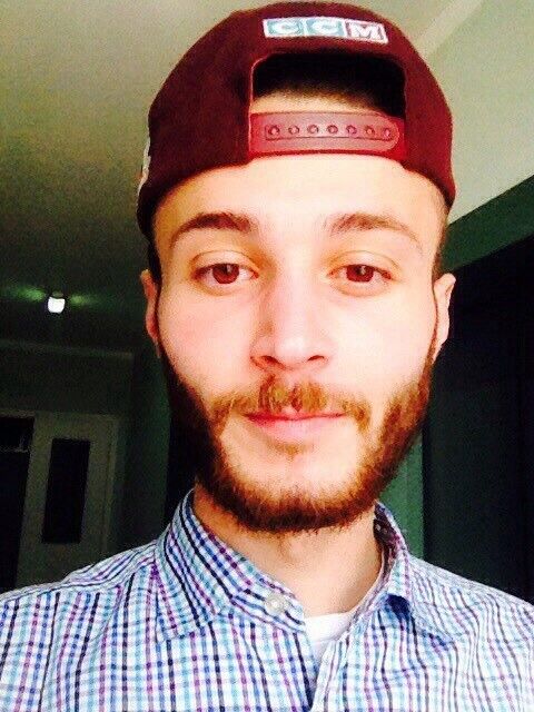  11434199  Igor, 33 ,    