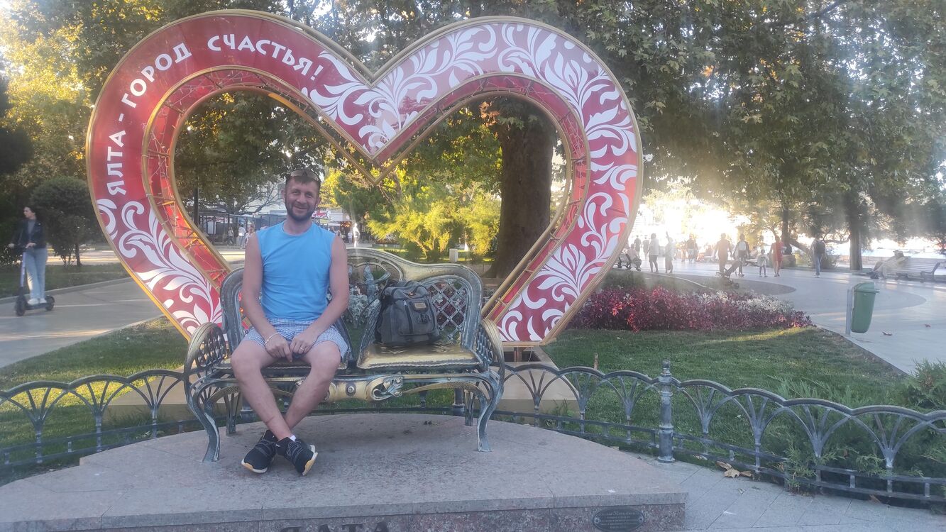  42864679  Ivan, 42 ,    