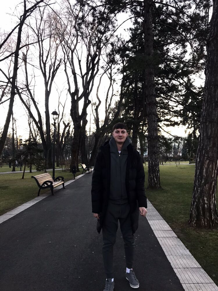  ,   Vadim, 24 ,   ,   