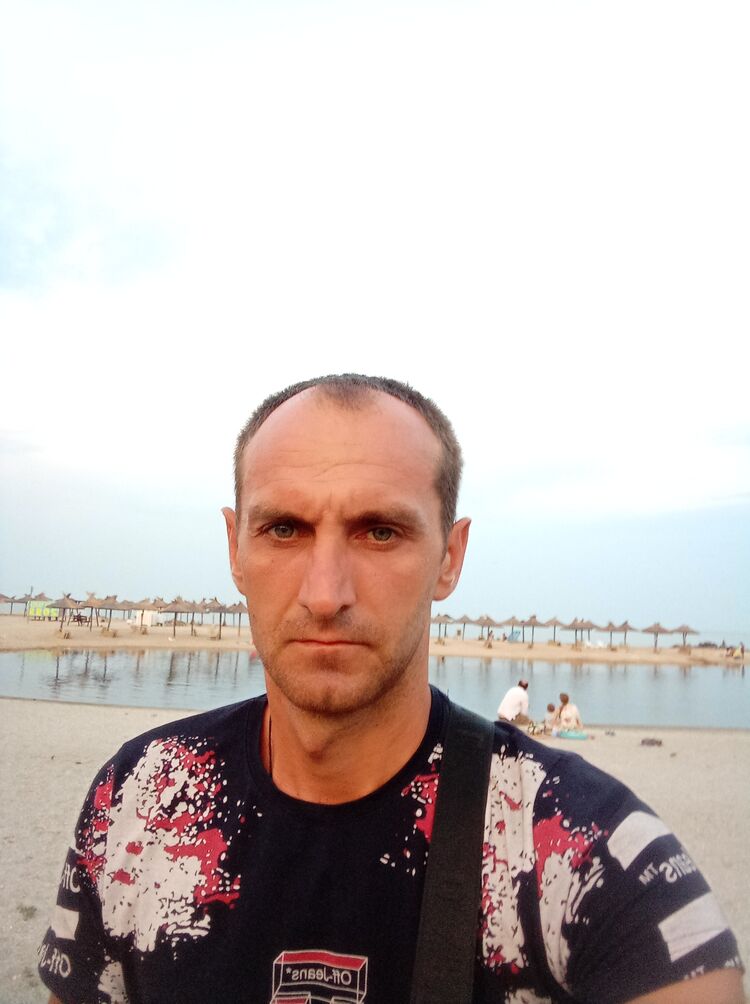  23927229  , 42 ,    