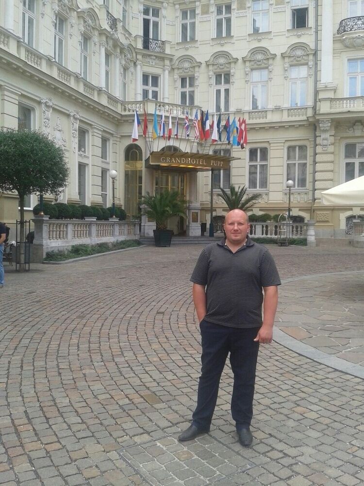  ,   SLAVA  F, 39 ,   ,   , c 