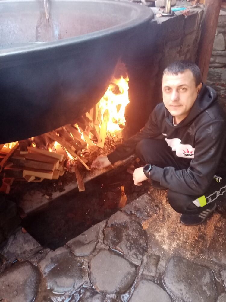  ,   Stepan, 38 ,     , c , 