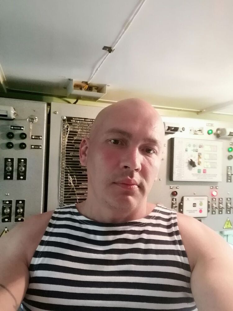  46645729  , 42 ,    