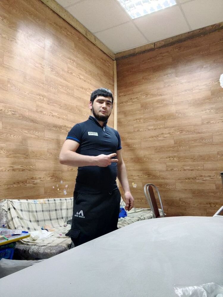  45448309  FARRUX, 27 ,    