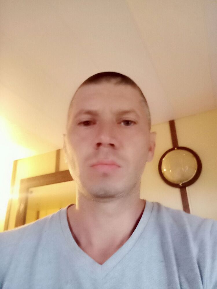 23746779  , 42 ,    