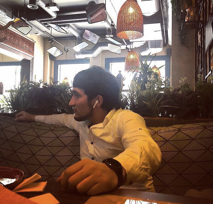  22704589  Rusik, 29 ,    