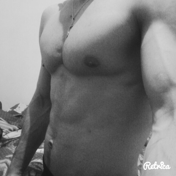  ,   Rihard, 28 ,     , c 