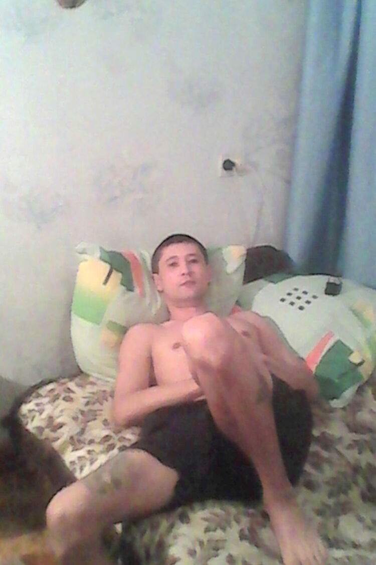  ,   Aleksei, 45 ,  