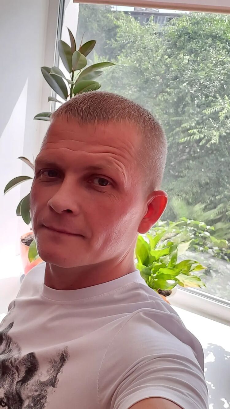  47608369  , 42 ,    