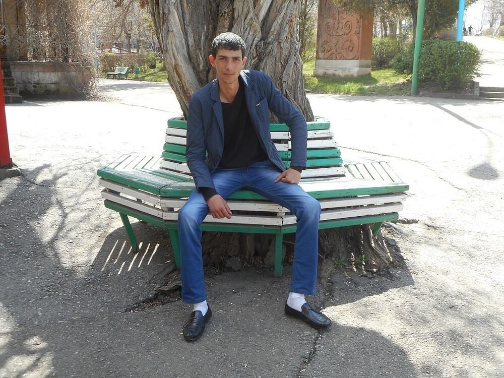  19135919  Tik, 31 ,    --