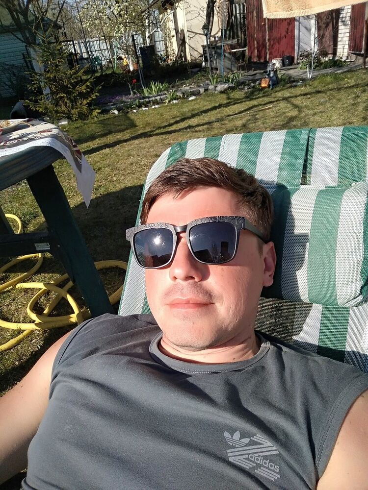 ���� 19761899 ������� ����������, 44 ����, ���� ���������� � �����