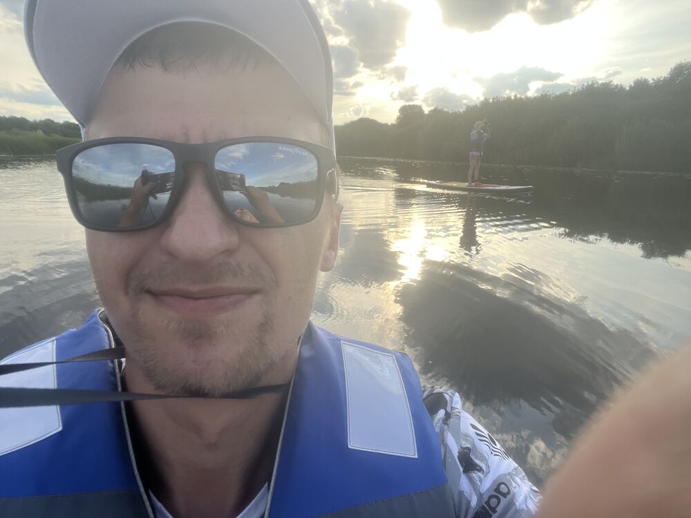  38739389  Gregori, 33 ,    