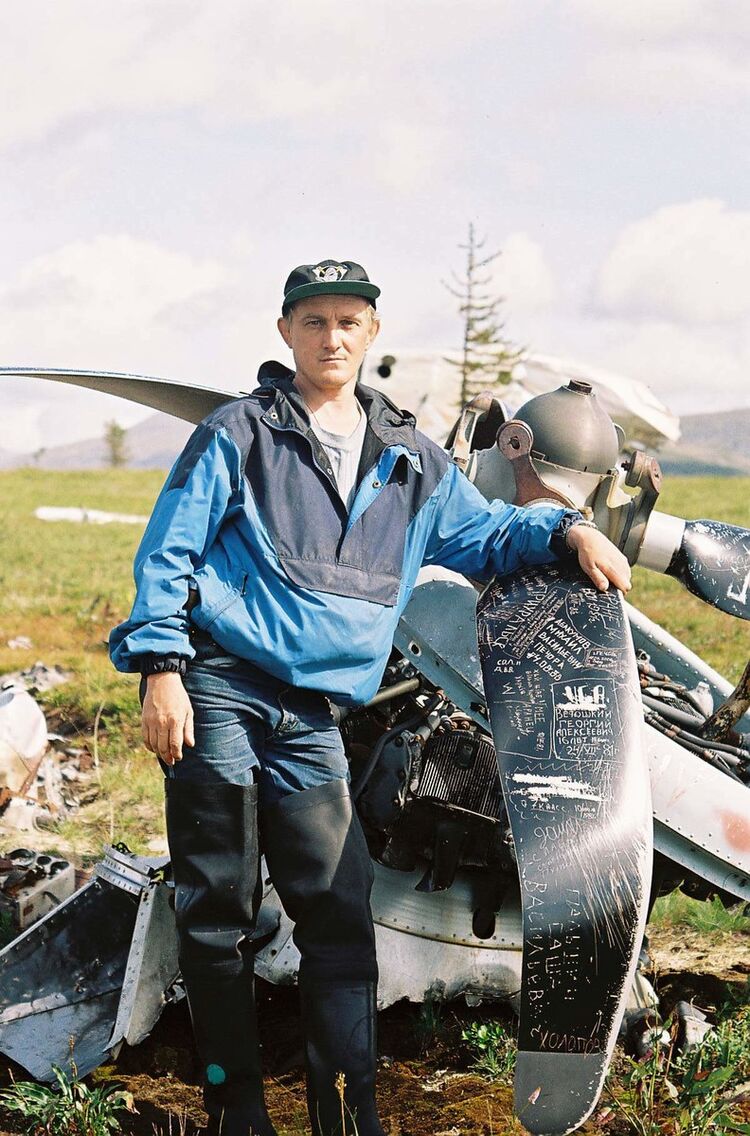  18433489  Oleg, 60 ,    