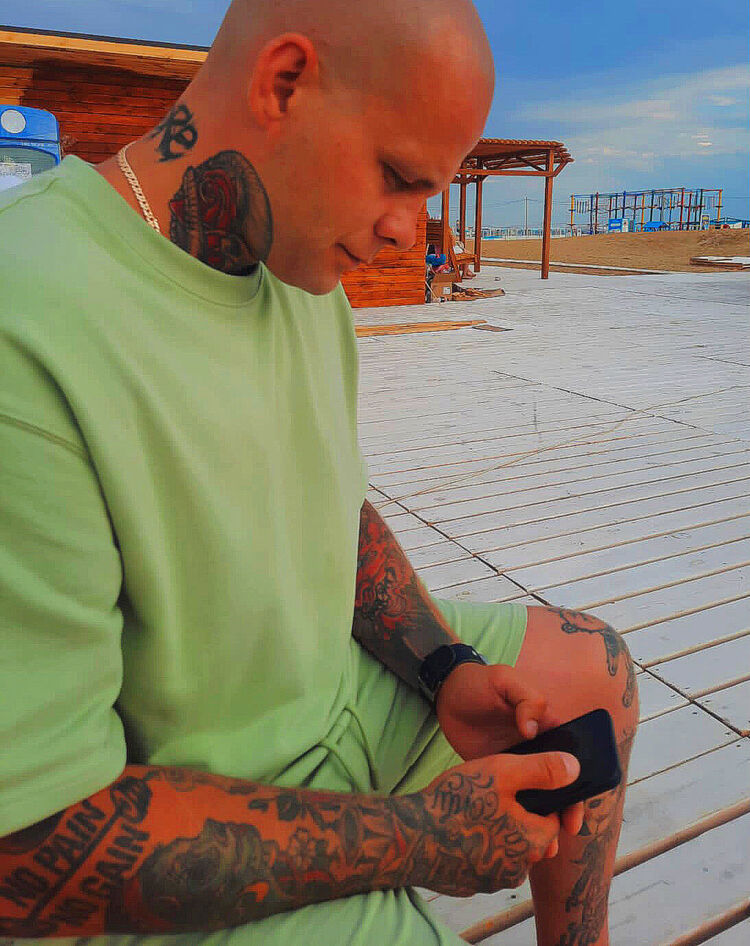  -,   , 37 ,   ,   