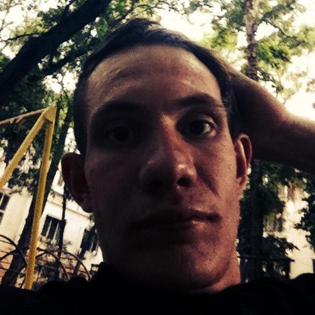  ,   Malik, 27 ,   ,   , c 