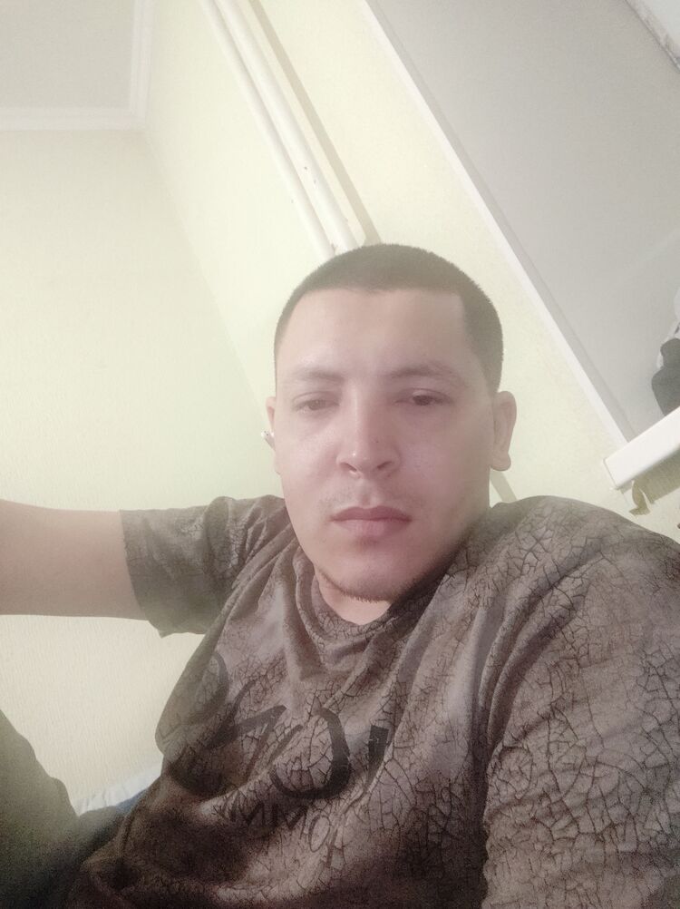  43709609  , 28 ,    