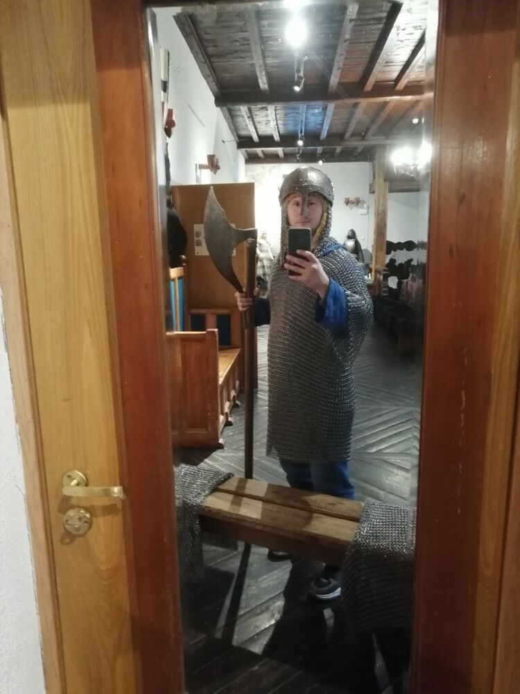  24239589  , 35 ,    