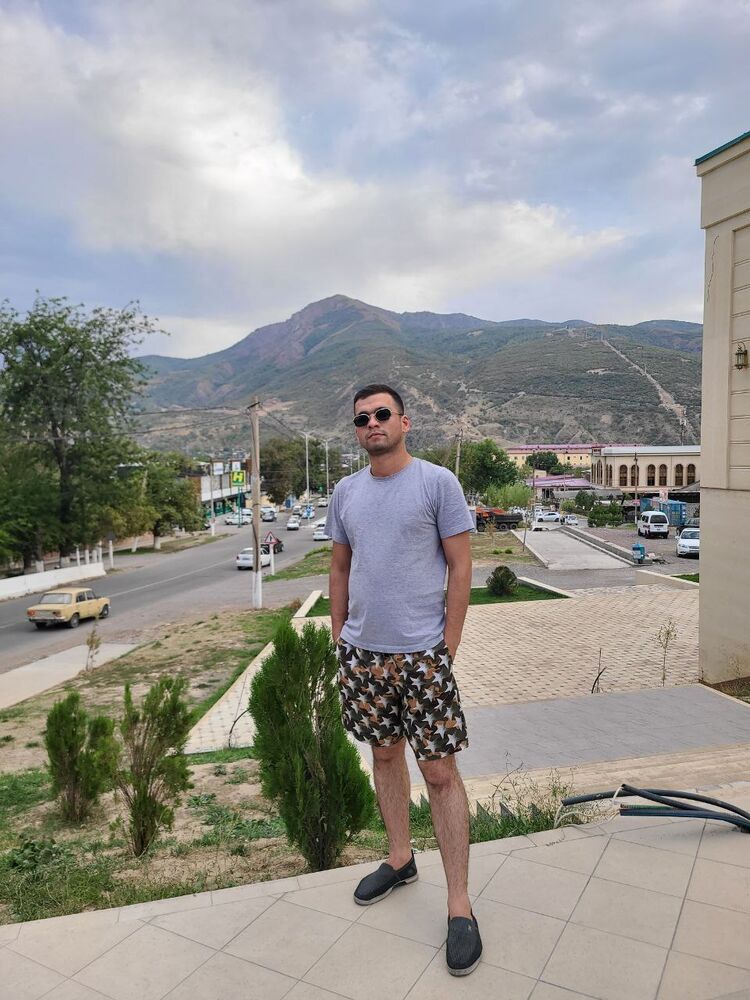  ,   Ali, 28 ,   ,   