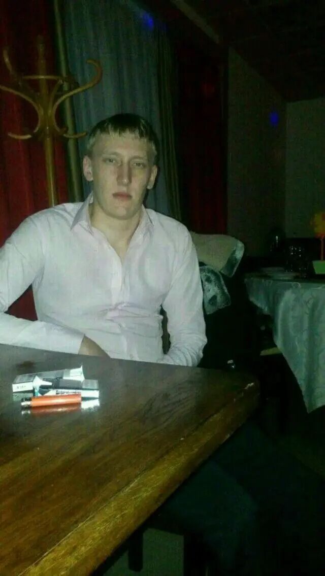  44324279  , 32 ,     