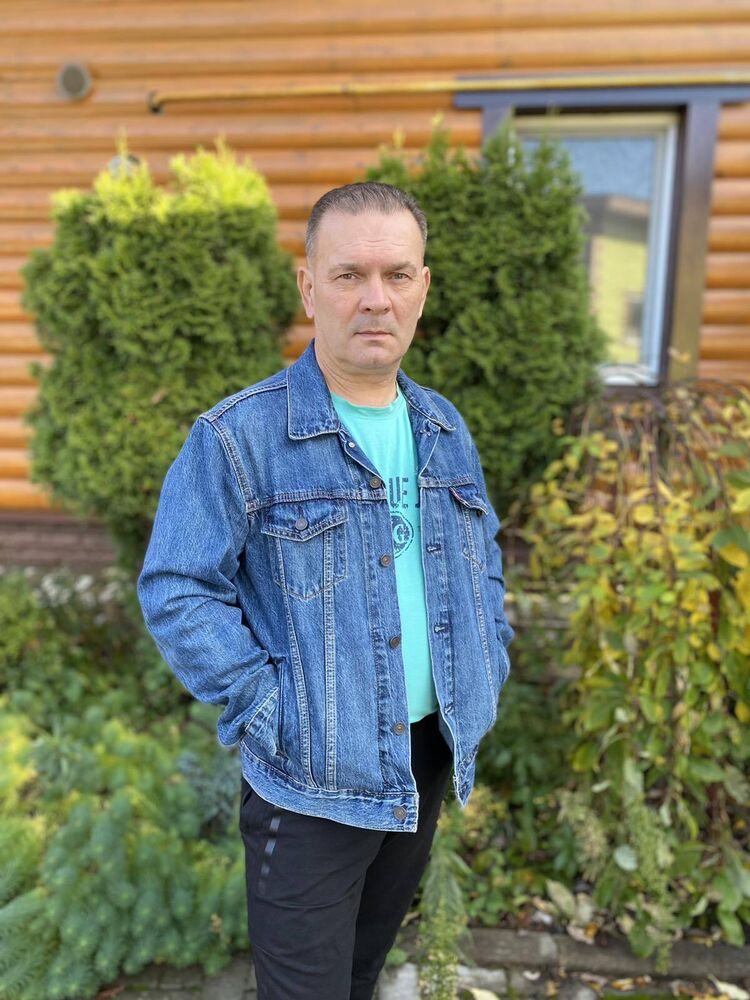  ,   Yury, 59 ,   c 