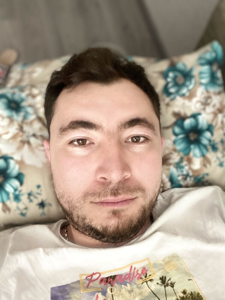  43078779  , 33 ,    