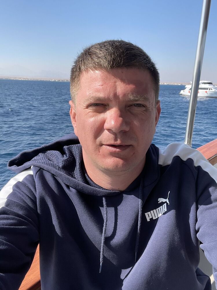  37452799  , 40 ,    -