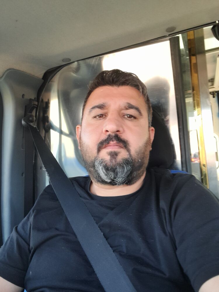  39992489  Bedirhan, 46 ,    