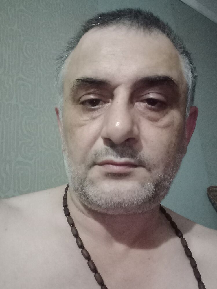  44074239  Badri, 50 ,    
