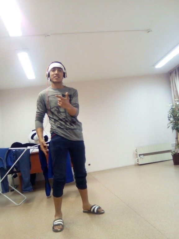  9680099  Isroil, 27 ,    