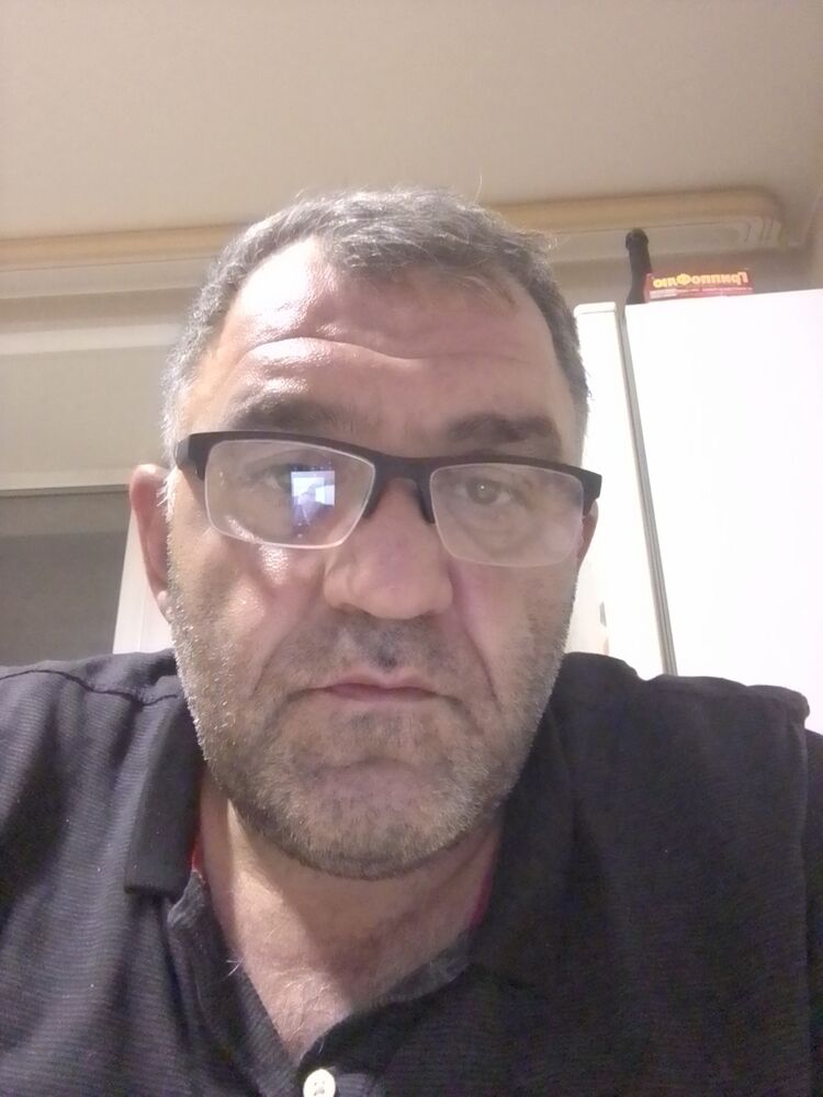  ,   Garik, 49 ,   ,   
