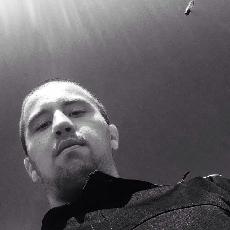  49981089  , 30 ,    