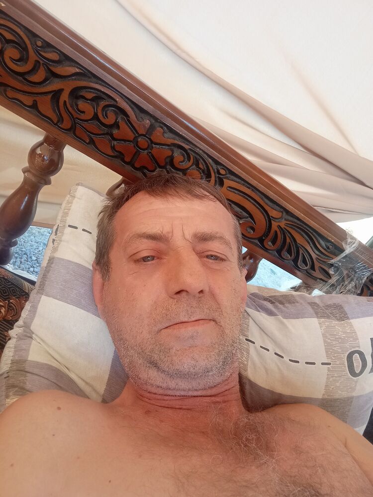  37395309  , 54 ,    