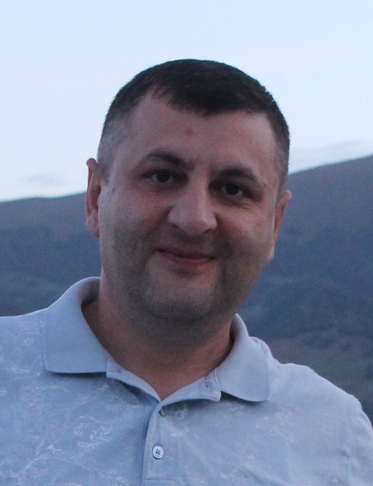  30628019  Aleks, 42 ,    