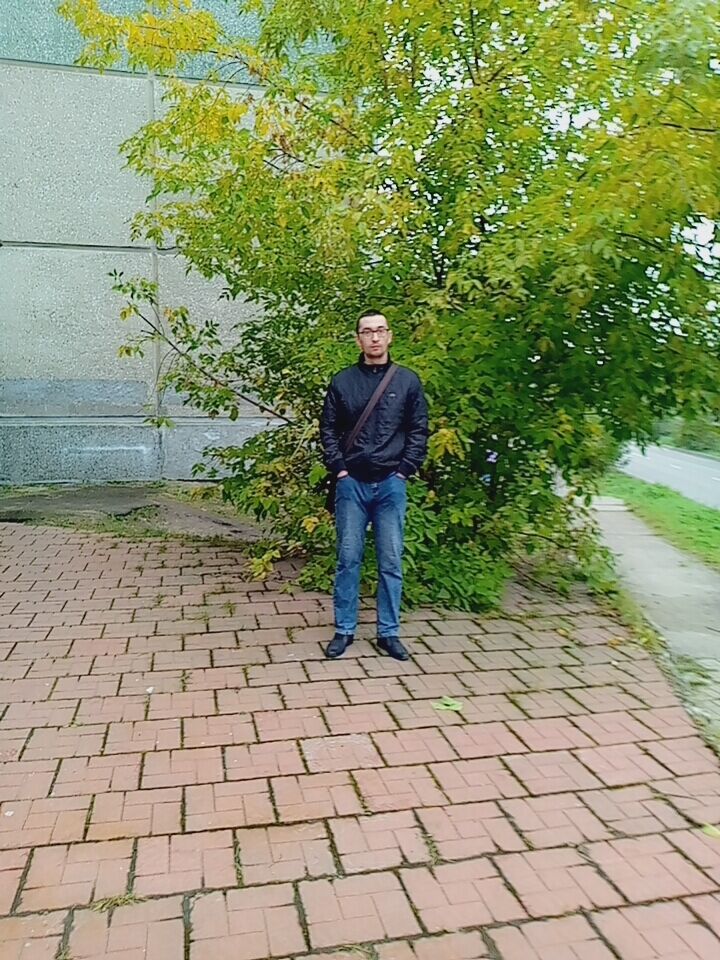  46473339  , 37 ,    