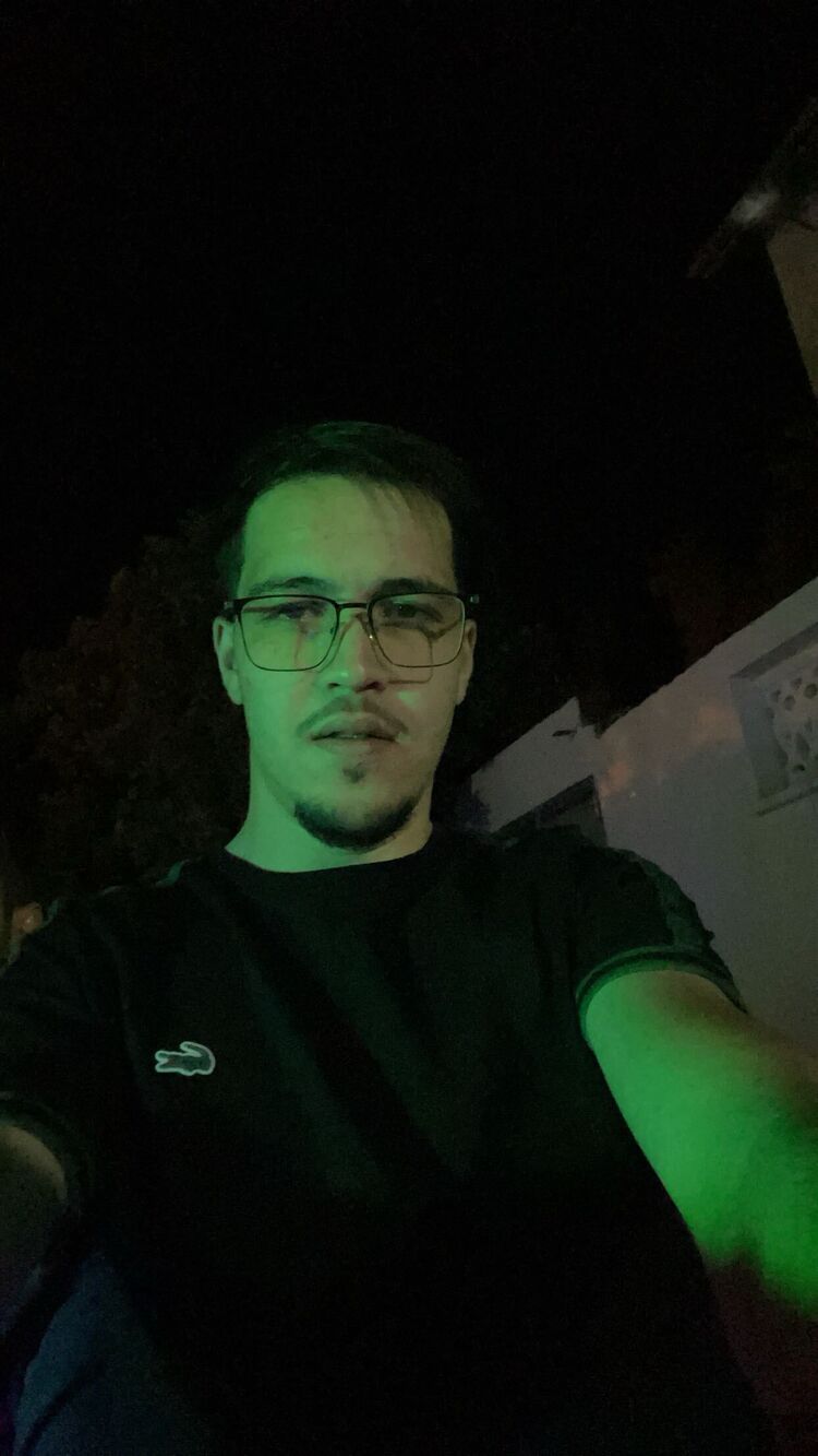  47498119  Ayoub, 26 ,    