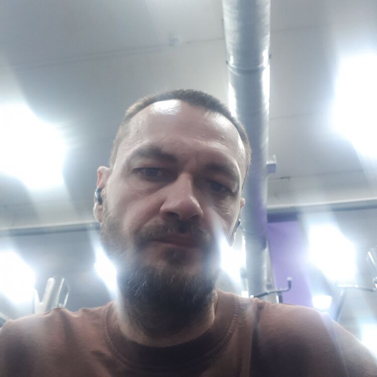  ,   Oleg, 47 ,   ,   