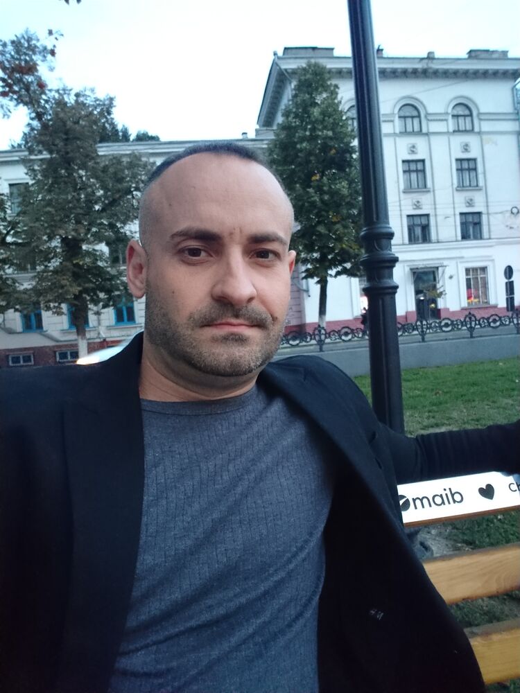 ,   Niko, 36 ,   ,   