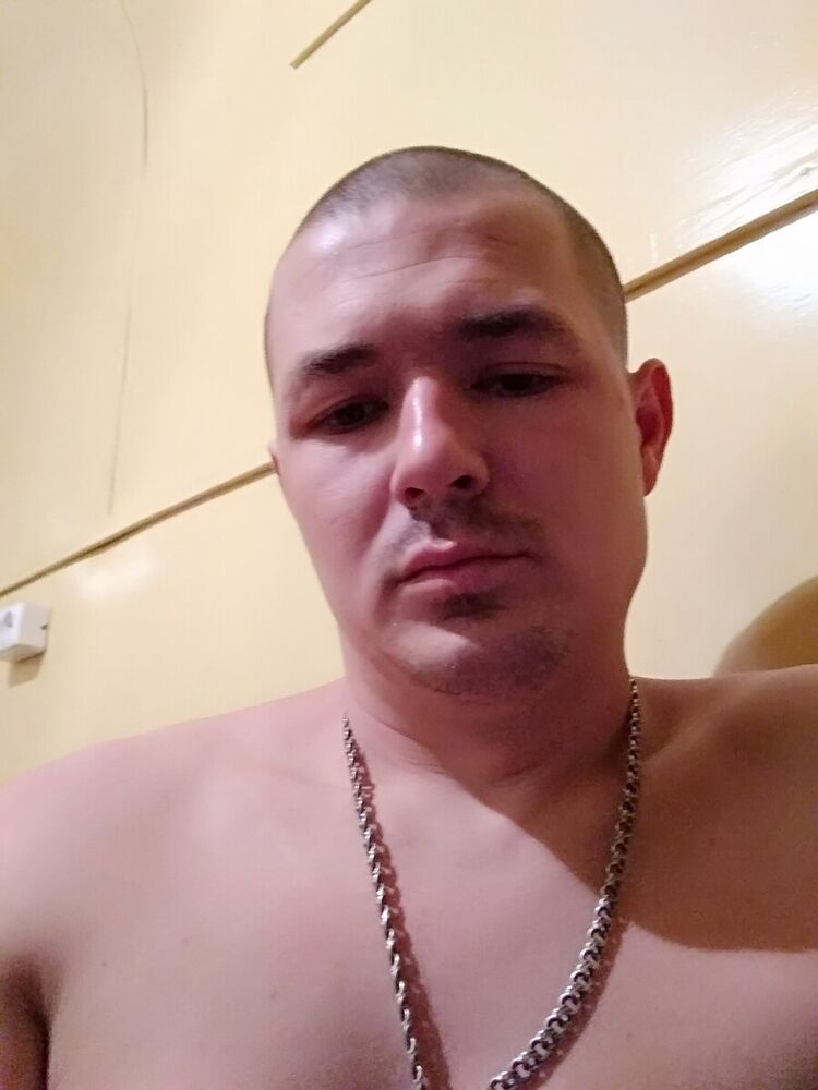  20552539  Nikolaj, 38 ,    