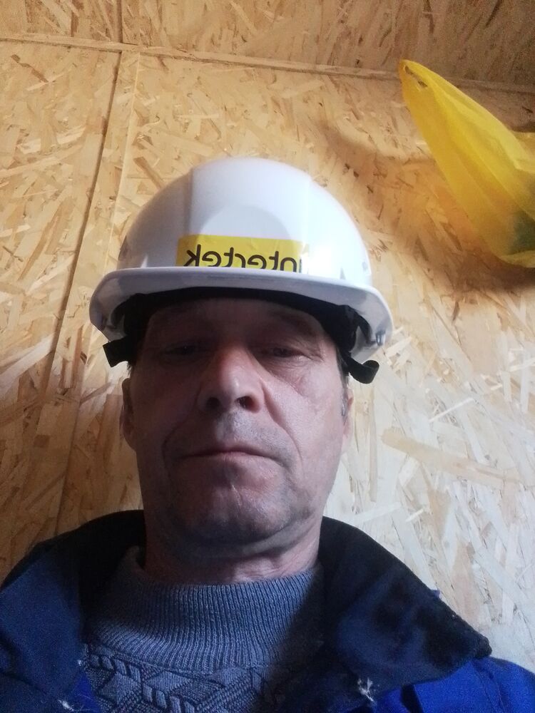  43783209  , 53 ,    