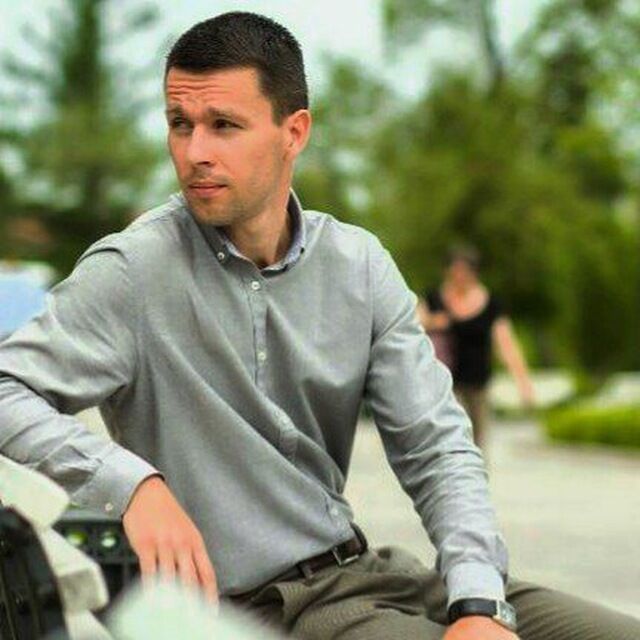  ,   M, 34 ,  