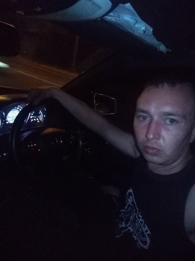  18322809  , 33 ,    