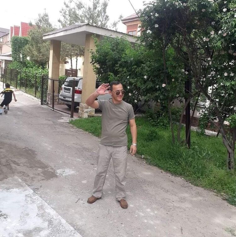  47173389  , 52 ,    