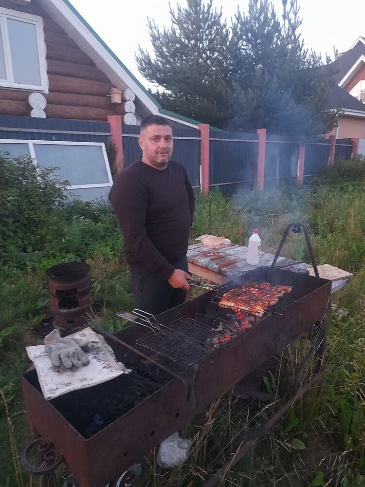  53853229  , 38 ,    -